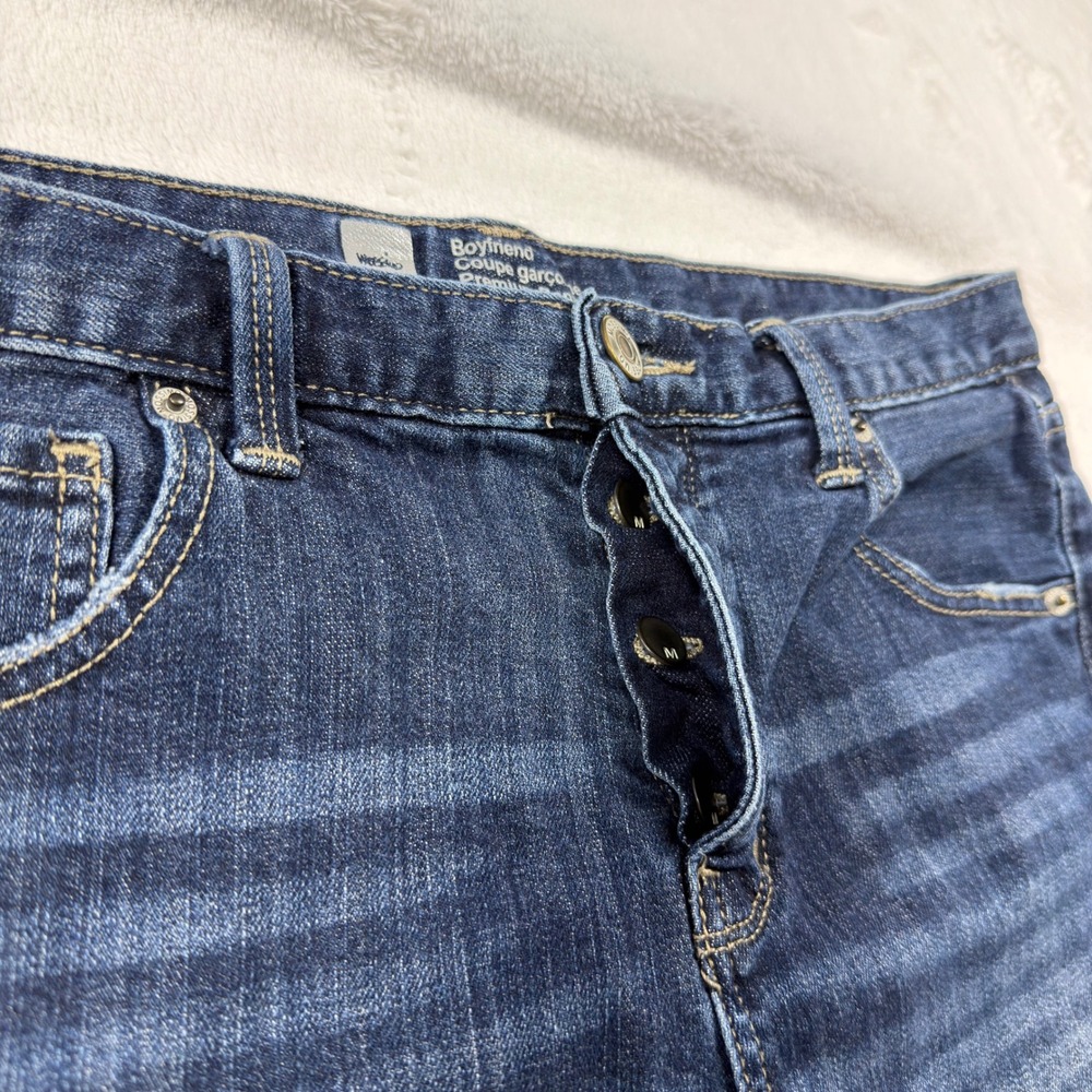 Mossimo Boyfriend Denim Shorts Womens 8 Dark Wash Blue Excellent Raw Hem Stretch - Picture 8 of 11